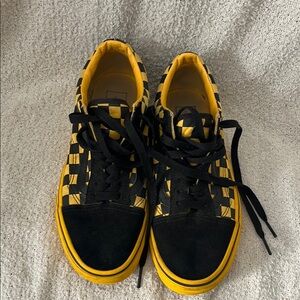 Vans Old Skool Yellow and Black Checkered Sneakers size M 7 W 8.5.